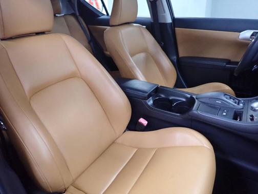 2011 Lexus CT 200h Premium