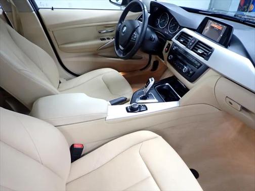 2015 BMW 320 i