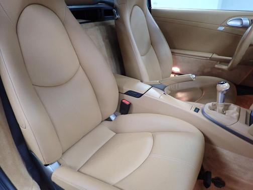 2007 Porsche Boxster 2dr Roadster 5-Spd Manual