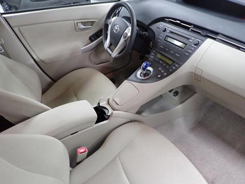 2011 Toyota Prius II