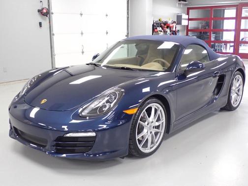 2013 Porsche Boxster 2dr Roadster Manual