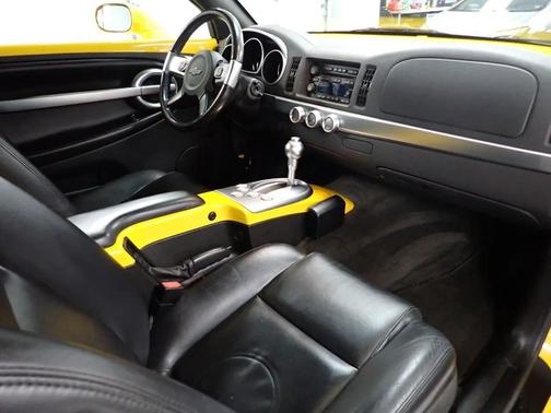 Slighshot Yellow 2003 Chevrolet SSR LS