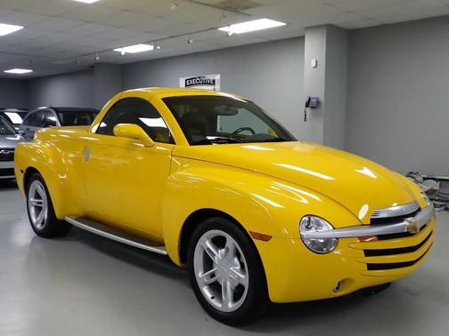 Slighshot Yellow 2003 Chevrolet SSR LS