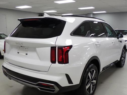 2023 Kia Sorento EX