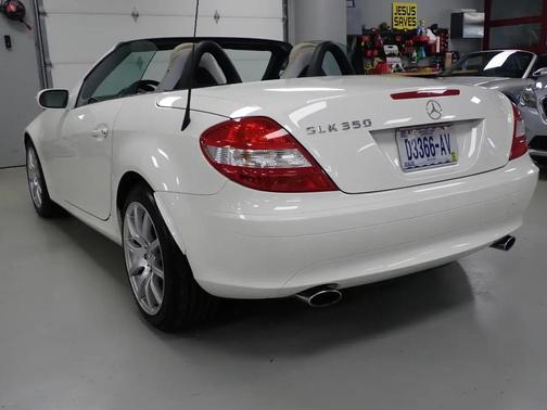White 2005 Mercedes-Benz SLK-Class SLK350 Roadster
