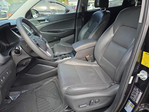 2018 Hyundai TUCSON SEL Plus