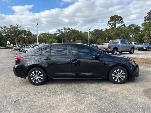 2022 Toyota Corolla Hybrid LE