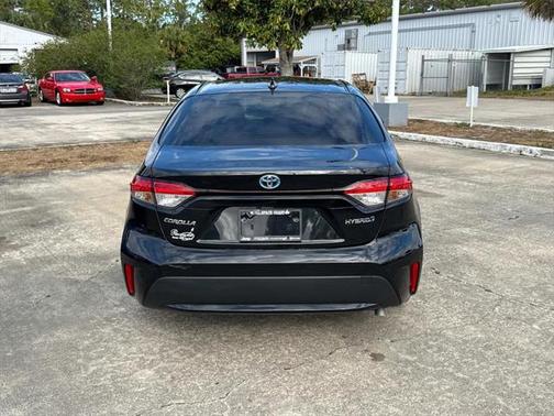 2022 Toyota Corolla Hybrid LE