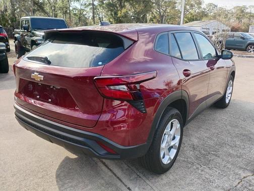 2024 Chevrolet Trax LS