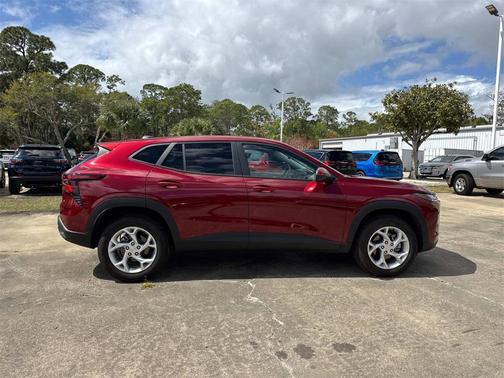 2024 Chevrolet Trax LS