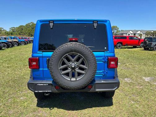 Hydro Blue Pearlcoat 2026 Jeep Wrangler Sport S