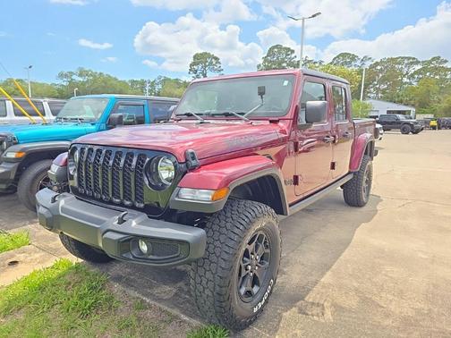 Snazzberry Pearlcoat 2022 Jeep Gladiator Willys 4x4
