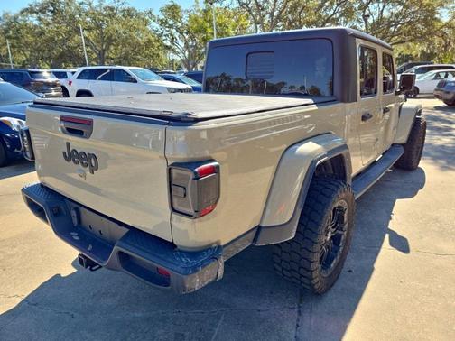 2022 Jeep Gladiator Sport S