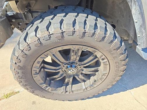 2022 Jeep Gladiator Sport S