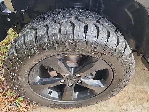 2022 Jeep Gladiator Sport S