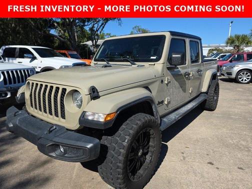 2022 Jeep Gladiator Sport S