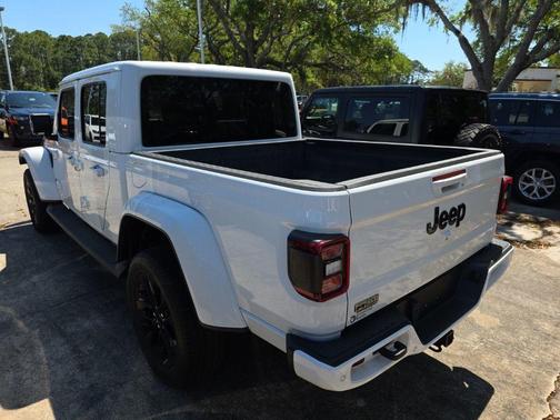 Bright White Clearcoat 2021 Jeep Gladiator High Altitude 4x4