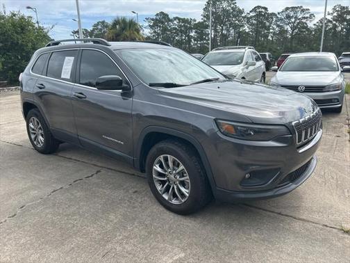 2022 Jeep Cherokee Latitude Lux