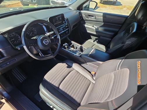 2023 Nissan Pathfinder Rock Creek 4WD
