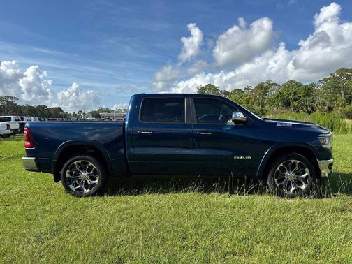 Patriot Blue Pearlcoat 2019 RAM 1500 Laramie