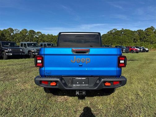 2026 Jeep Gladiator Mojave 4x4