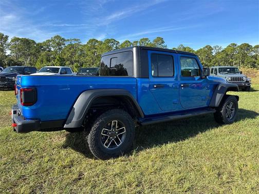 2026 Jeep Gladiator Mojave 4x4