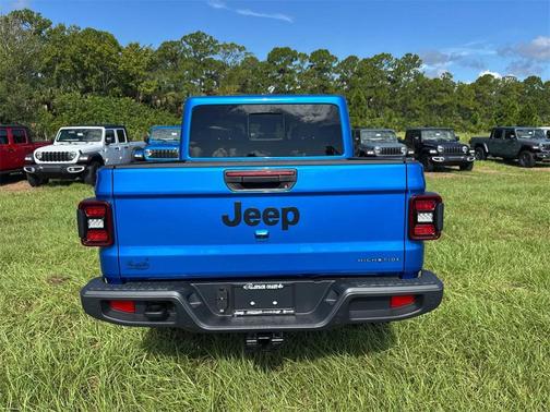 2025 Jeep Gladiator High Tide