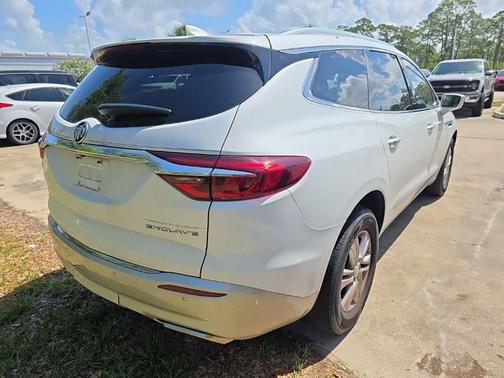 White Frost Tricoat 2019 Buick Enclave Essence