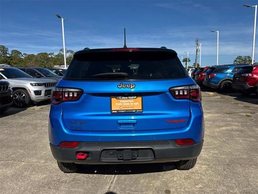 2023 Jeep Compass Trailhawk