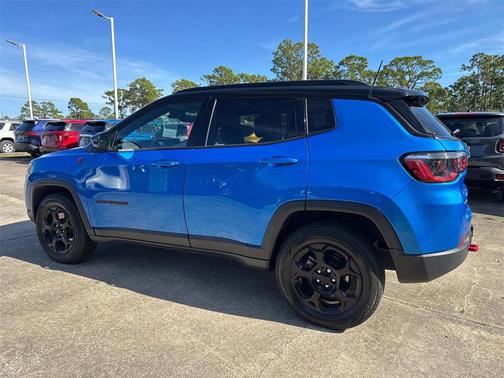 2023 Jeep Compass Trailhawk