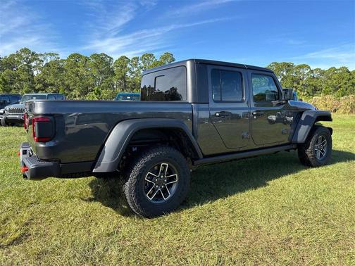 2026 Jeep Gladiator Mojave 4x4