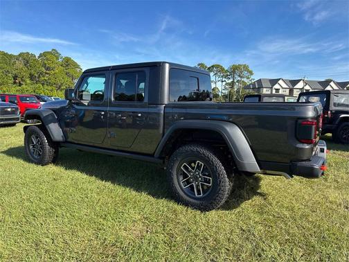 2026 Jeep Gladiator Mojave 4x4