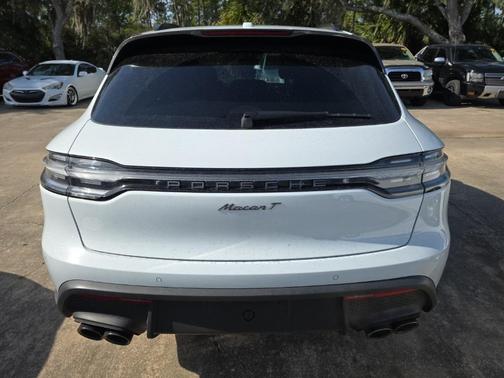 2023 Porsche Macan T