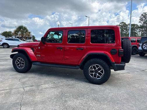Firecracker Red Clearcoat 2024 Jeep Wrangler 4-Door Sahara 4x4