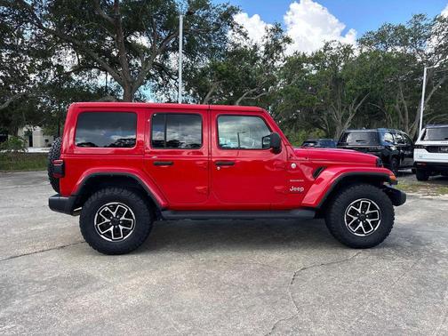 Firecracker Red Clearcoat 2024 Jeep Wrangler 4-Door Sahara 4x4