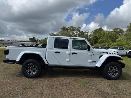 2025 Jeep Gladiator Mojave X