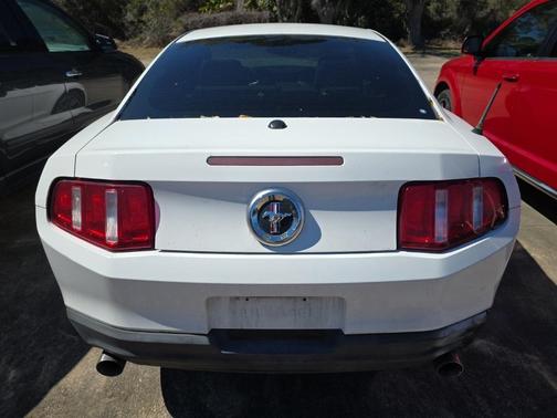 2012 Ford Mustang V6 Premium