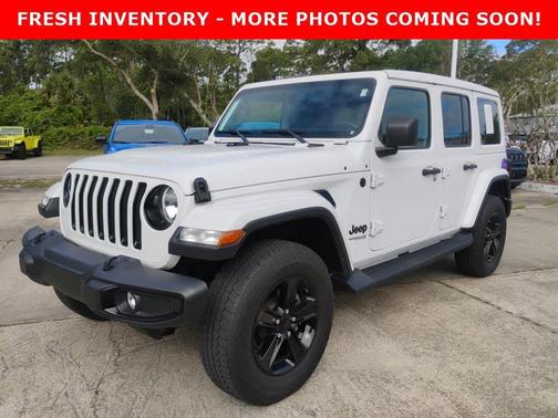 Bright White Clearcoat 2021 Jeep Wrangler Unlimited Sahara