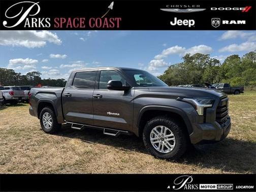 2022 Toyota Tundra SR5