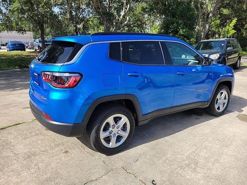 Laser Blue Pearlcoat 2023 Jeep Compass Latitude