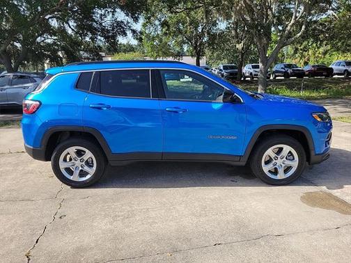 Laser Blue Pearlcoat 2023 Jeep Compass Latitude