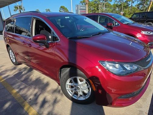 2021 Chrysler Voyager LXI