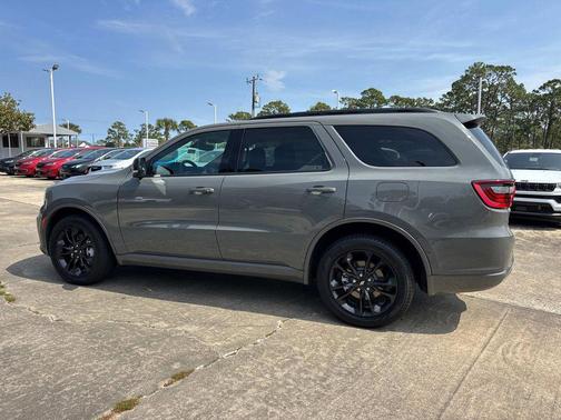 DB Black Clearcoat 2026 Dodge Durango GT Plus