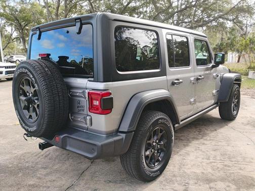 2020 Jeep Wrangler Unlimited Willys 4X4