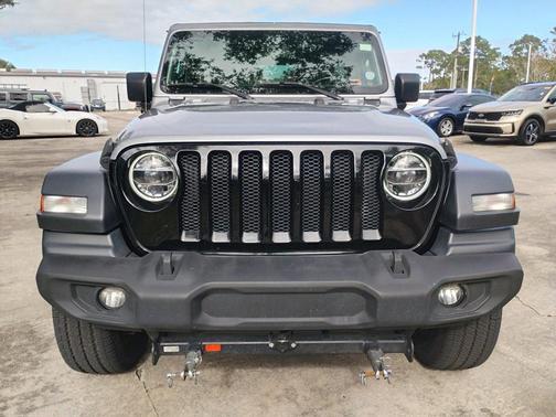 2020 Jeep Wrangler Unlimited Willys 4X4