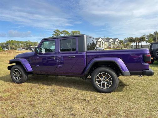 2026 Jeep Gladiator Sport S