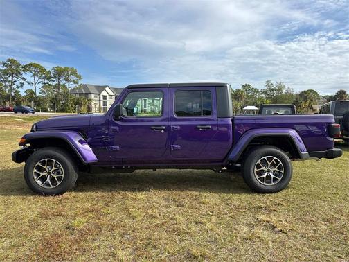 2026 Jeep Gladiator Sport S