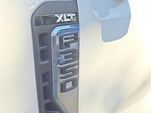 2023 Ford F-350 XLT