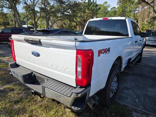 2023 Ford F-350 XLT