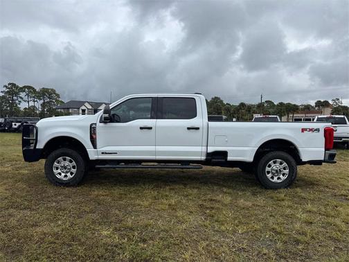 2023 Ford F-350 XLT